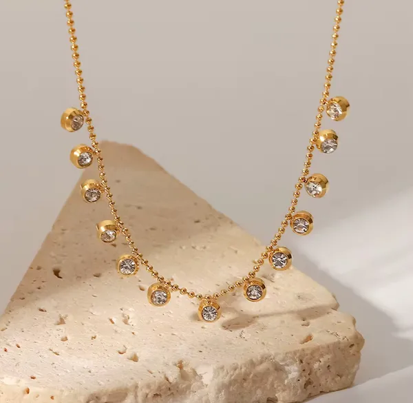 Golden_Stainless_Steel_And_Hypoallergenic_Coating_Necklace_For_Women